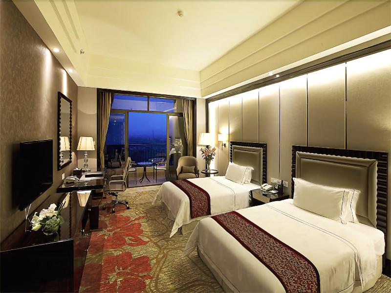 Country Garden Phoenix Hotel Suizhou image