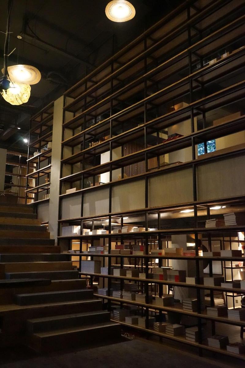 Seclusive Life in Jiangnan •Canal Yard image