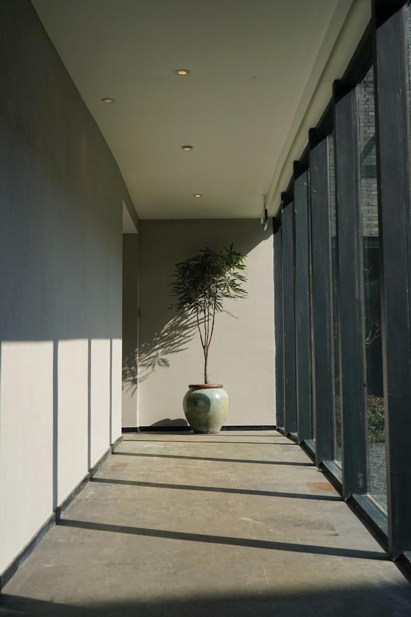 Seclusive Life in Jiangnan •Canal Yard image