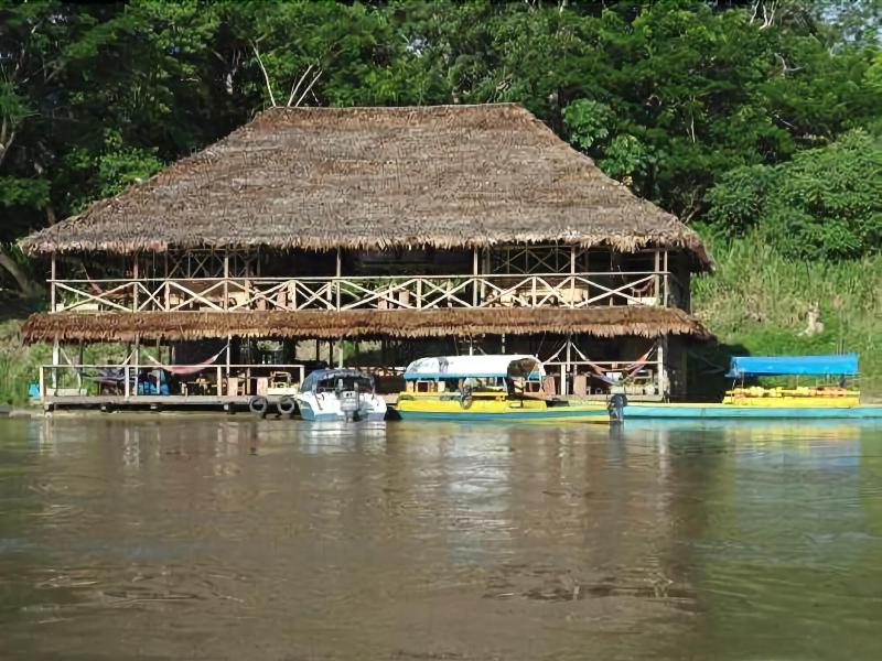 Kurupira Cabin Floating image