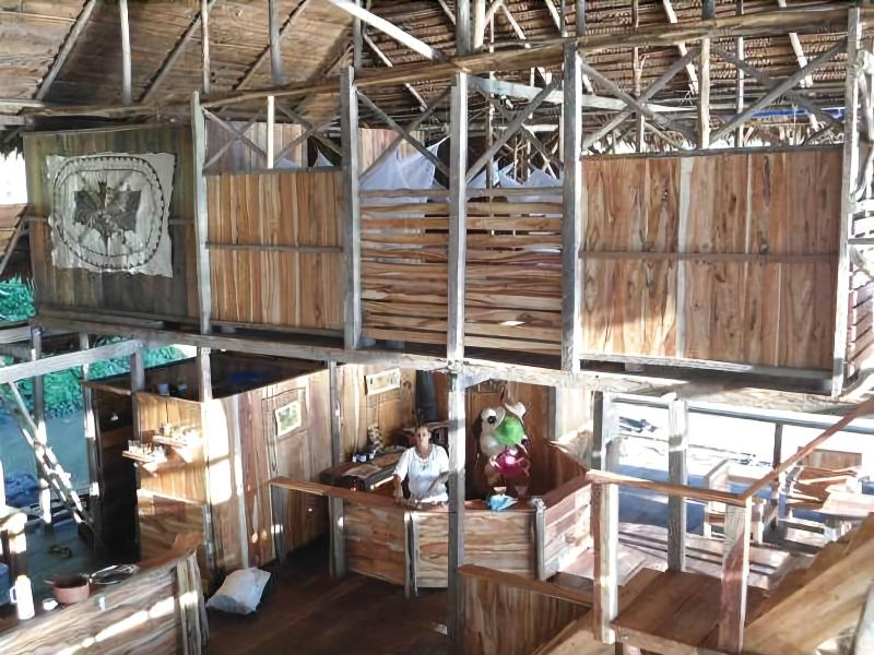 Kurupira Cabin Floating image