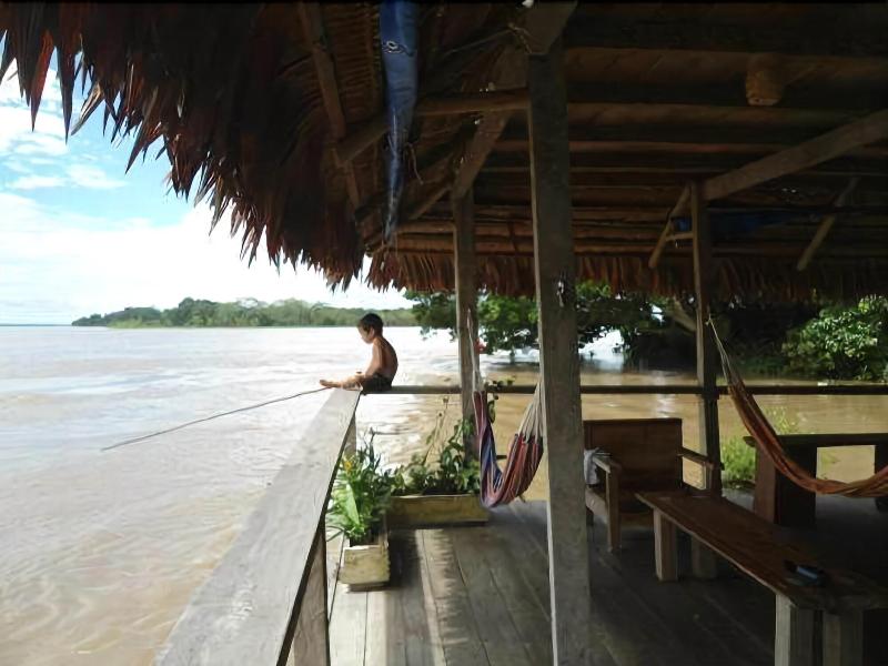 Kurupira Cabin Floating image
