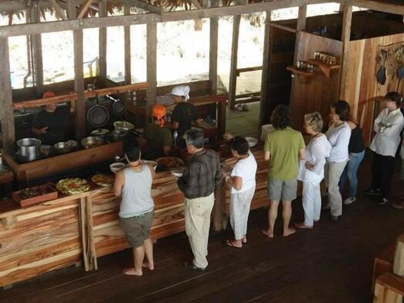 Kurupira Cabin Floating image