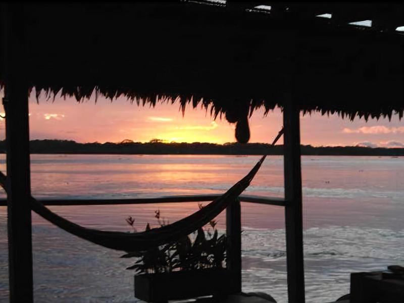 Kurupira Cabin Floating image