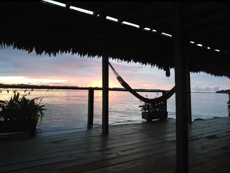 Kurupira Cabin Floating image