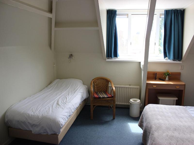 Hotel De Klok image