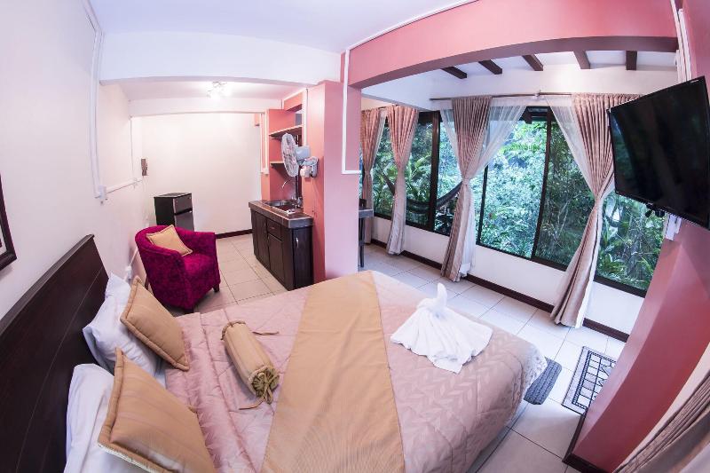 San Rafael Boutique image