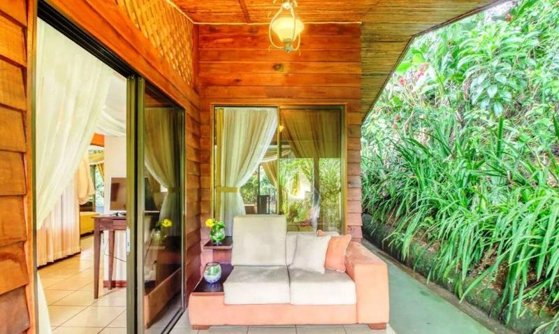 San Rafael Boutique image
