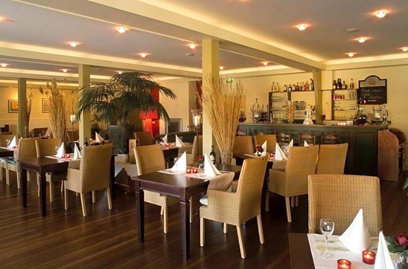 Hotel De Harmonie image