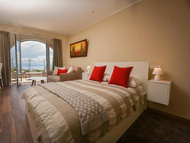 Hotel Draga Di Lovrana image