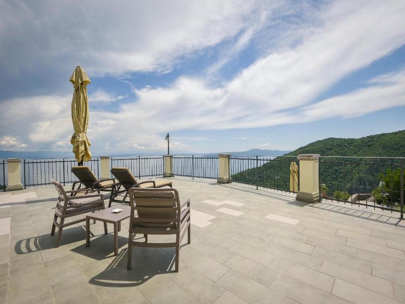 Hotel Draga Di Lovrana image