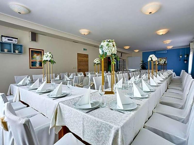 Hotel Phoenix image