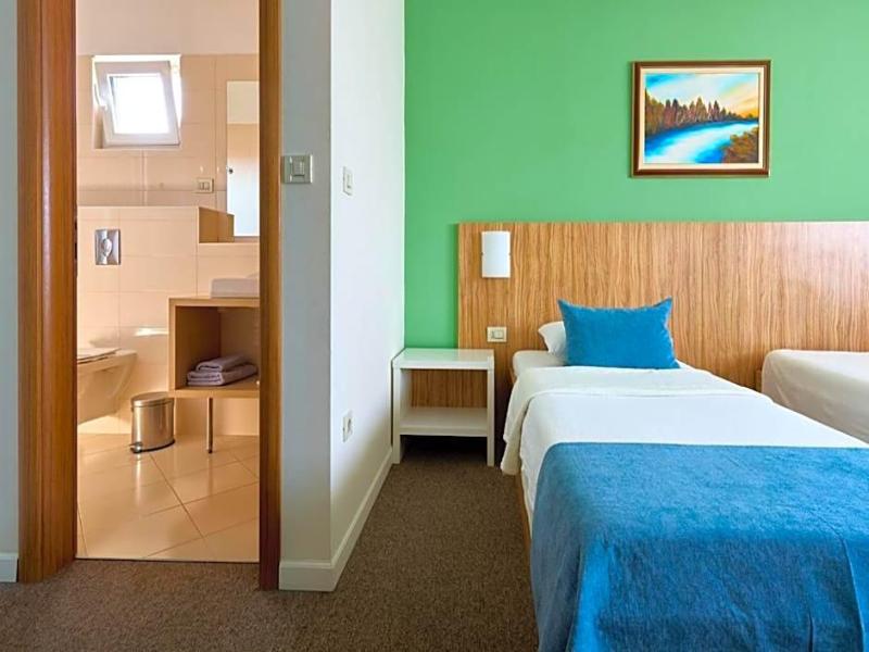 Hotel Phoenix image