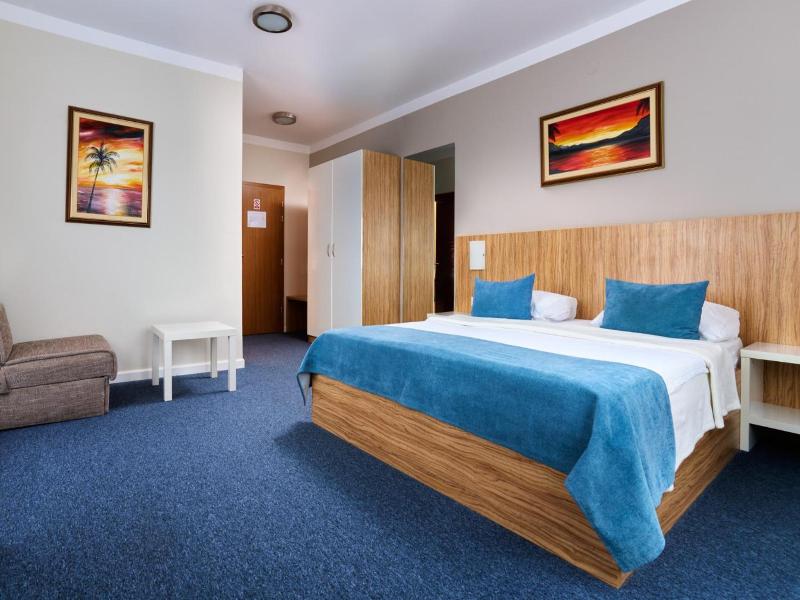 Hotel Phoenix image