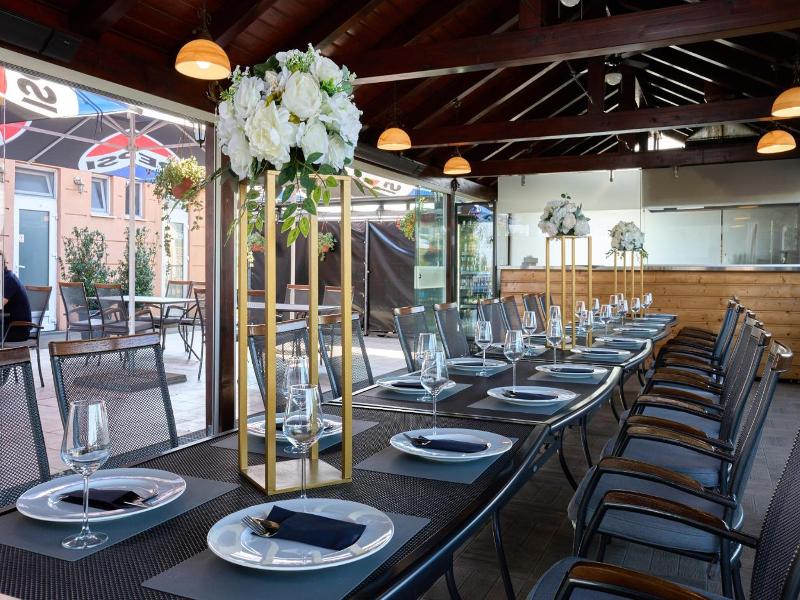 Hotel Phoenix image