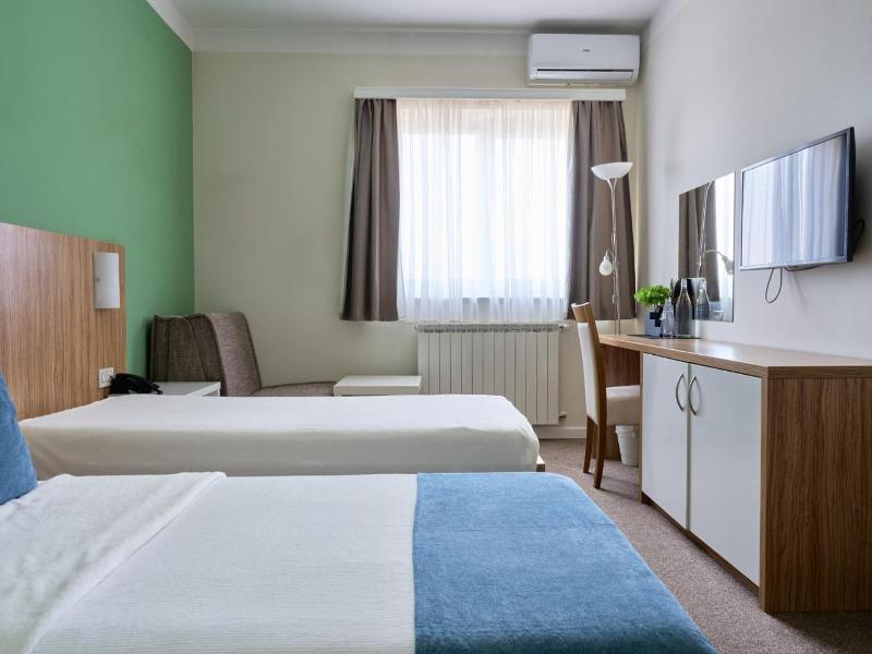 Hotel Phoenix image