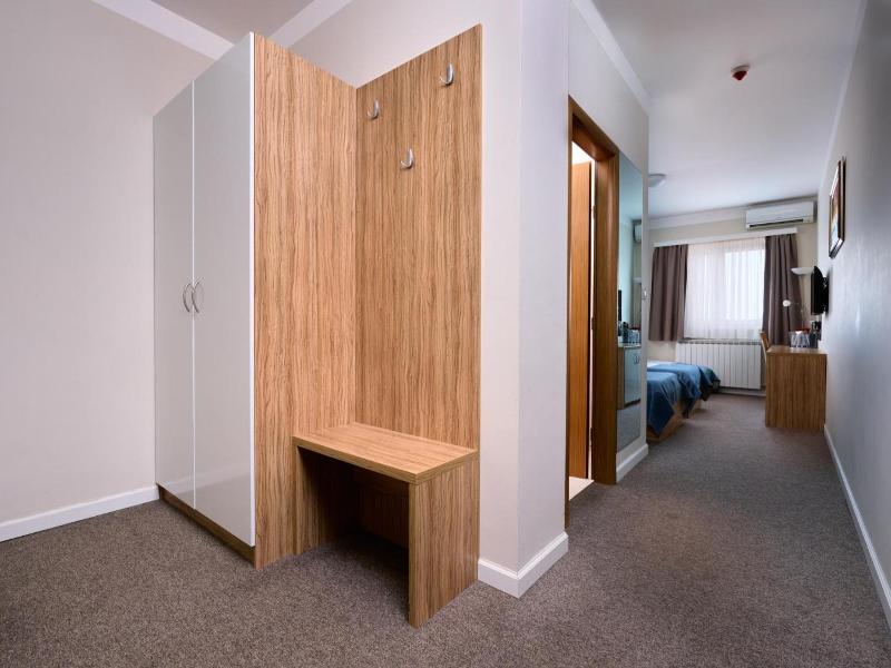 Hotel Phoenix image