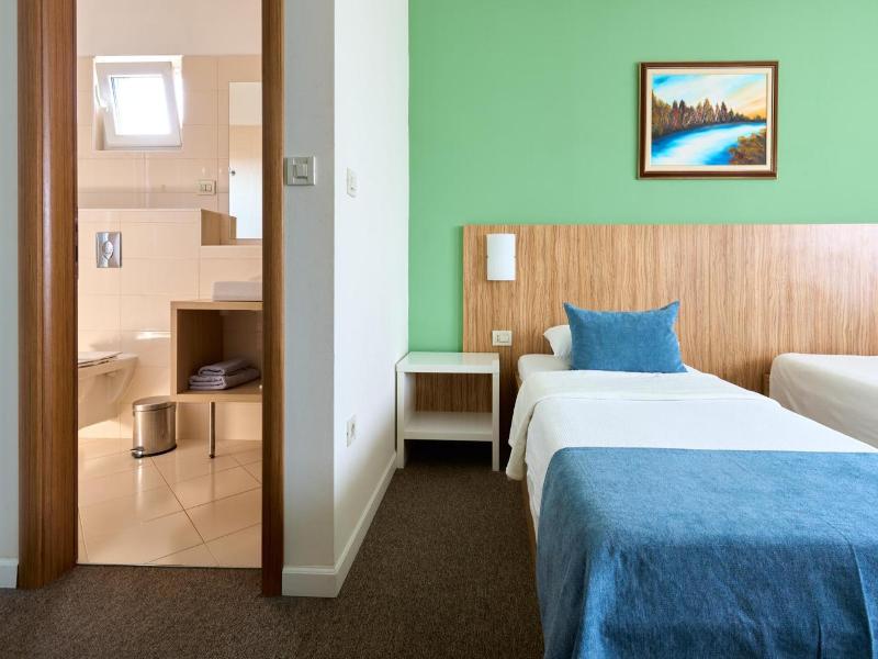 Hotel Phoenix image