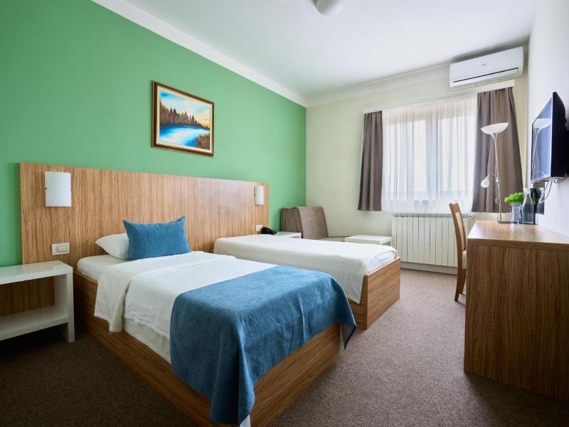 Hotel Phoenix image