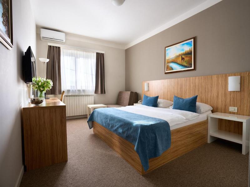 Hotel Phoenix image
