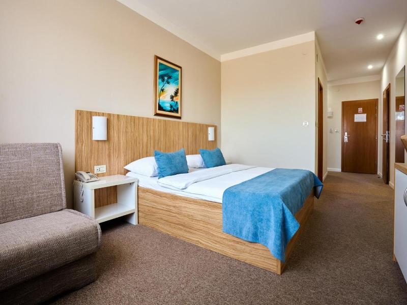 Hotel Phoenix image