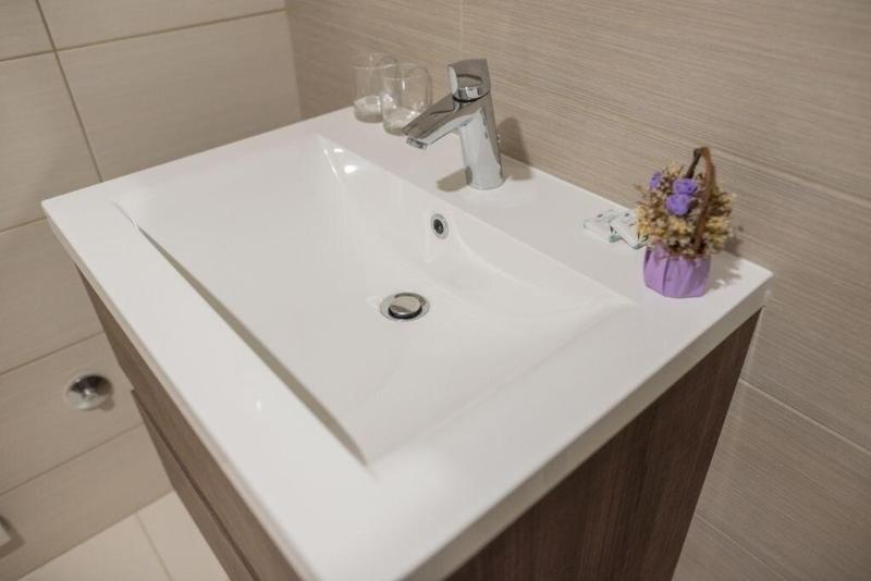 Hotel Narenta image