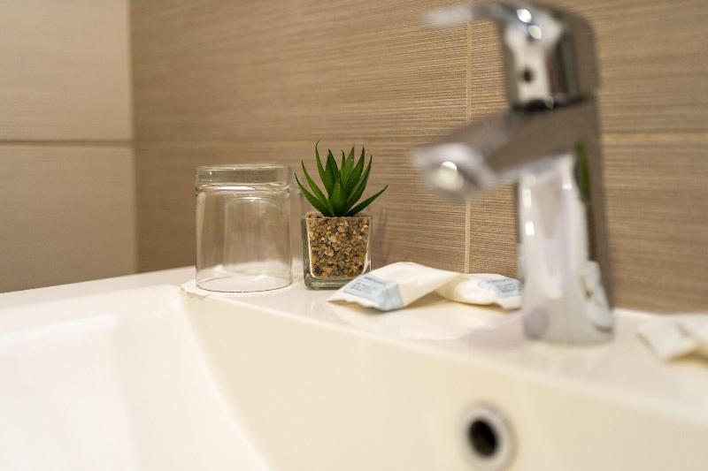 Hotel Narenta image