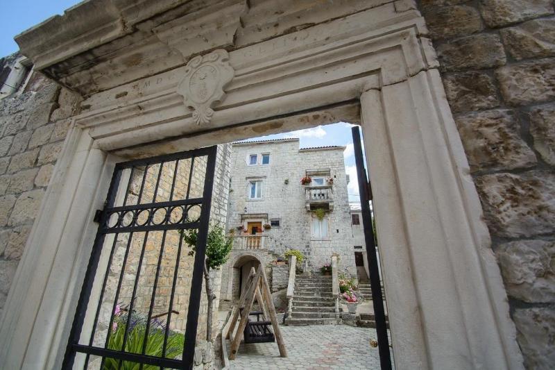 House Klaudija image