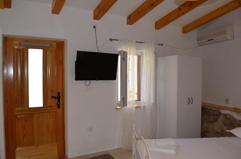 House Klaudija image