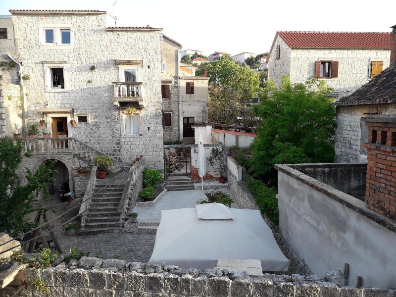 House Klaudija image