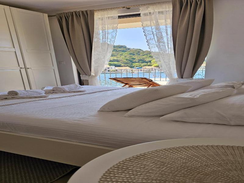 Guesthouse Augusta Insula