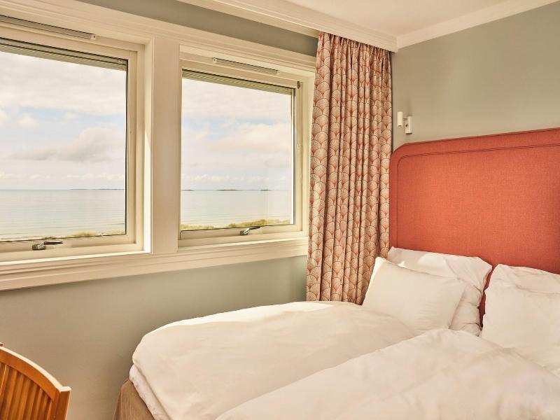 Sola Strand Hotel image