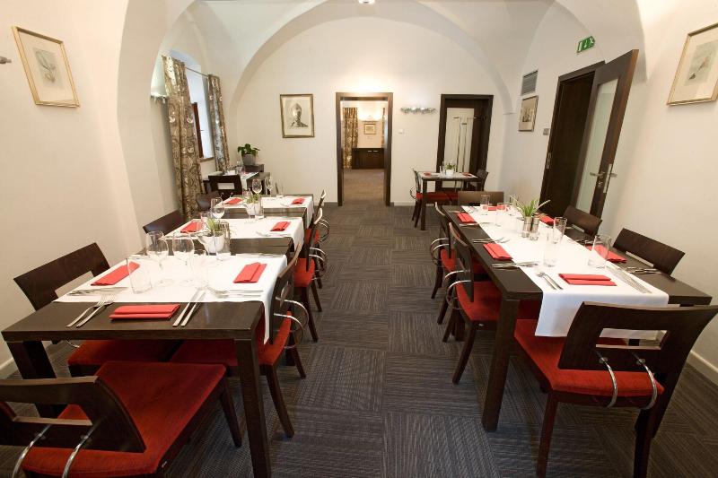 Hotel Lahofer image