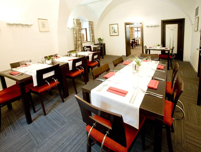 Hotel Lahofer image