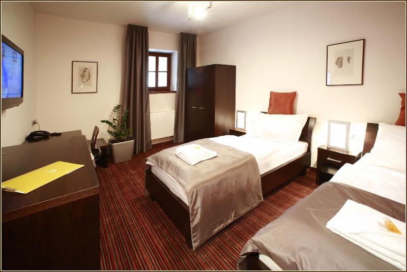 Hotel Lahofer image