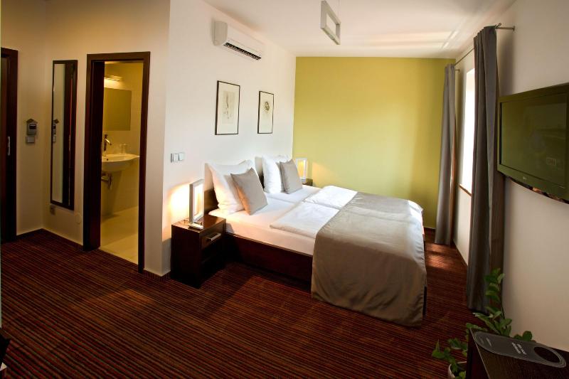 Hotel Lahofer image