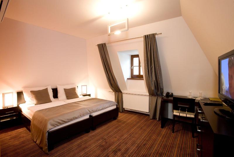Hotel Lahofer image