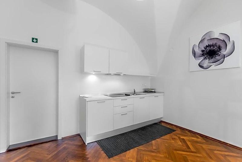 Hotel Residence Tgm image