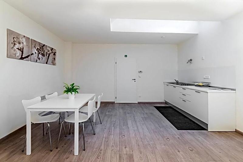 Hotel Residence Tgm image