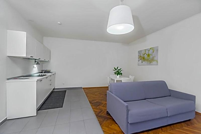 Hotel Residence Tgm image