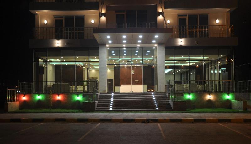 Surgrand Hotel image