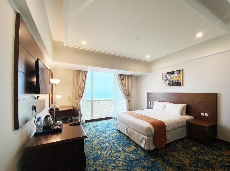 Surgrand Hotel image