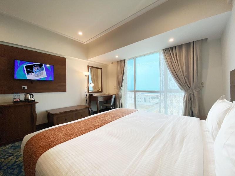 Surgrand Hotel image