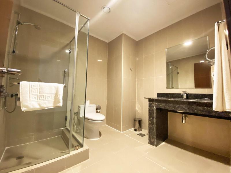 Surgrand Hotel image