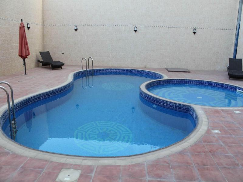 Al Sadarah Hotel Apartments image