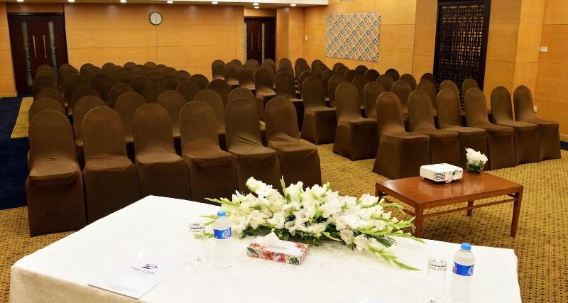 Parklane Hotel  image
