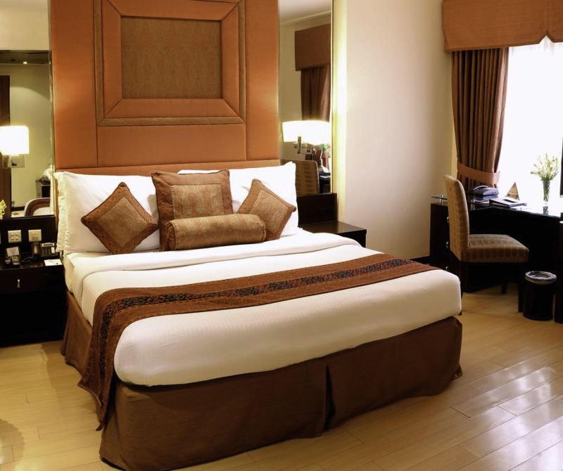 Parklane Hotel  image