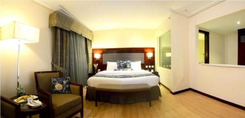 Parklane Hotel  image