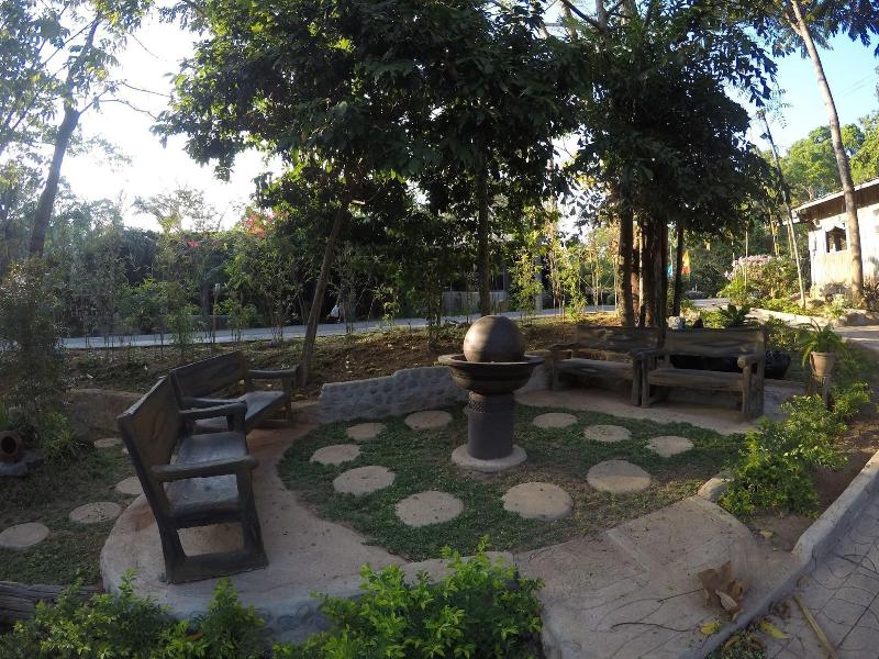 Zoobic Glampz- Subic — photo 4