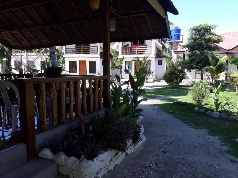 Gardenview Homestay Siargao image